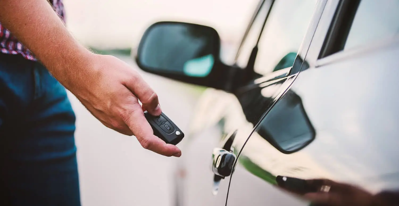 Car Lockout Services in California Guide